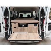 Male arrière Aventure Van