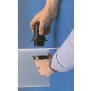 Raccord coudé de réservoir