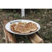 Lot de 2 assiettes en émail