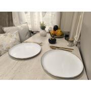 Set de 2 assiettes plates en acier émaillé