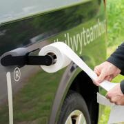 Porte-rouleau de papier toilette aimanté avec bande métallique