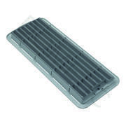 grille d'aération inférieure