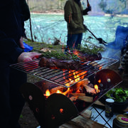 Barbecue nomade et pliable